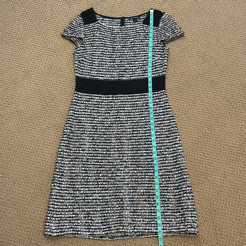 St. John Inlaid Eyelash Knit Cap Sleave A-Line Dress size 8 Black White Brown - Picture 16 of 17